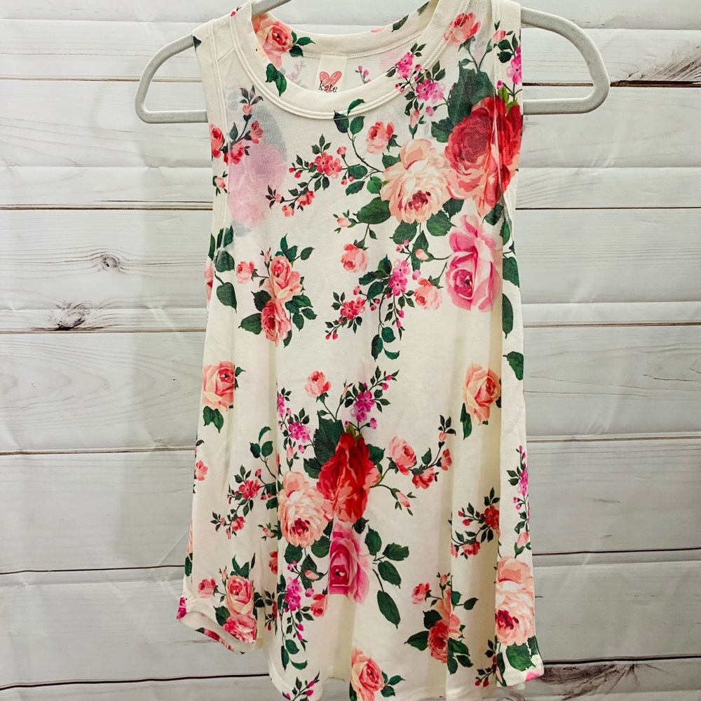 NWOT beautiful floral racer back tank